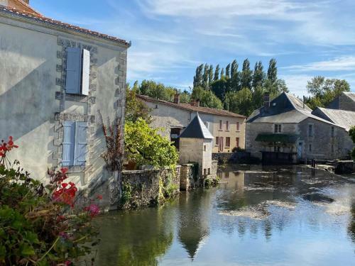 Les Roches