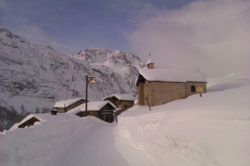 Hostal Chalet Colinn
