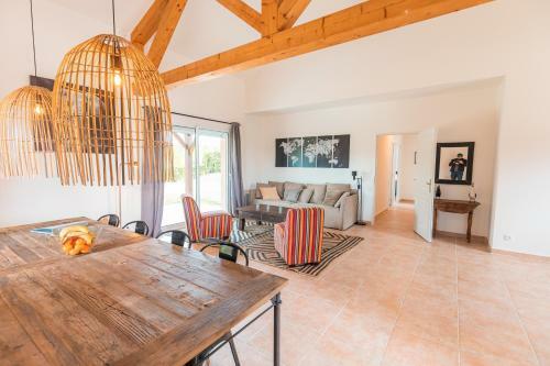 Les Forges Villas - 5 Room Villa For 8 People