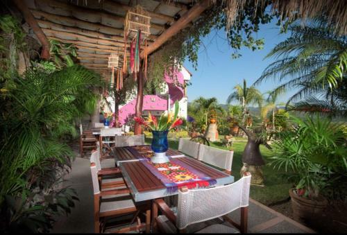 Villa Bella Bed & Breakfast Inn