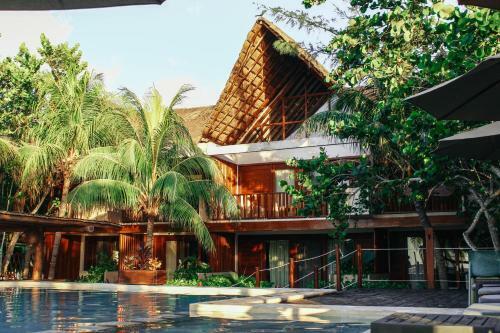 Hotel Villas Caracol
