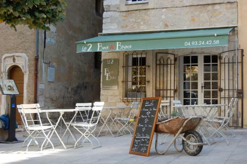 Hostal Le 2
