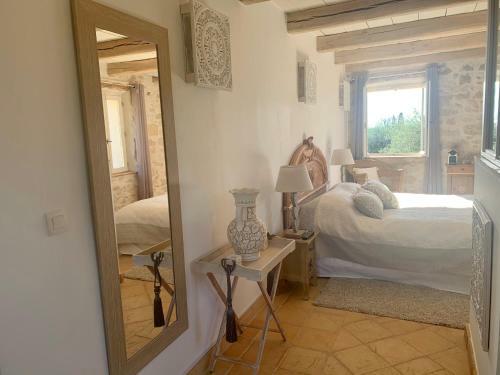 Bed & Breakfast Le Mas Des Roses 1884