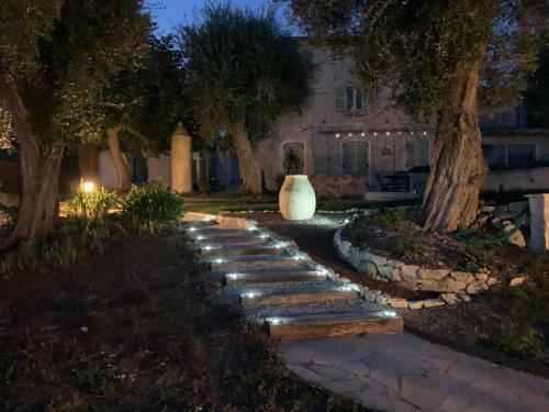 Bed & Breakfast Le Mas Des Roses 1884