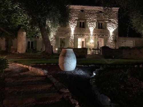 Bed & Breakfast Le Mas Des Roses 1884