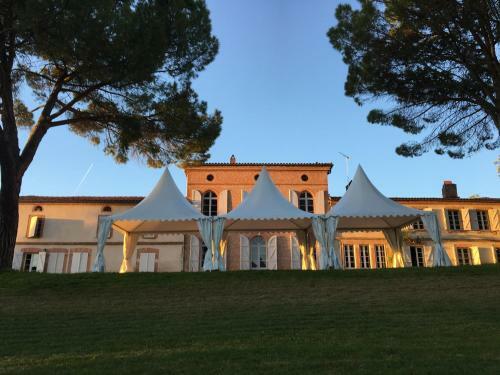 Domaine De Gailhaguet B&B