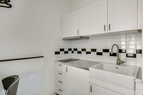 Apartamentos Le Black And White - Trianon
