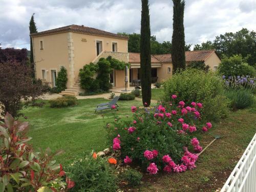 Bed & Breakfast Les Chenes Rouges