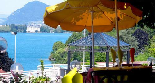 Hotel Restaurant - Acacias Bellevue
