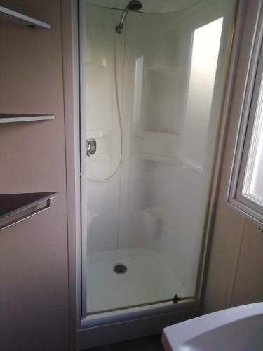 Mobile Home - Clim, Tv - Camping 4 �toiles - 009