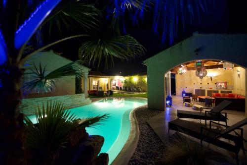 Hacienda-vic Villa 6 Chambres Piscine, Plage � 5mn