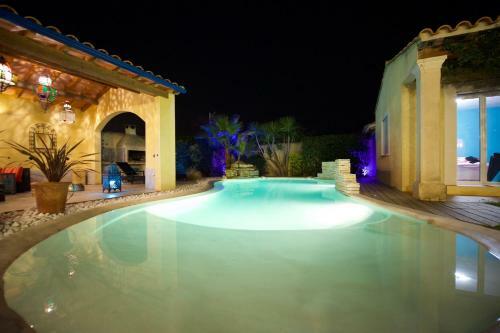 Hacienda-vic Villa 6 Chambres Piscine, Plage � 5mn