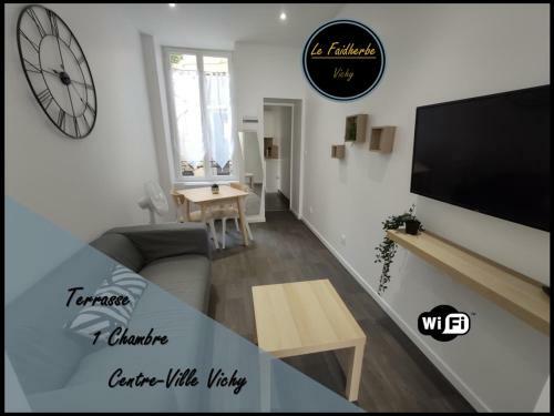 Apartamento Sources Des C�lestins - Gare - P�le Universitaire