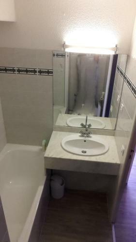 Apartamento A 2 Pas De La Plage, Studio Vue Top Et Piscine