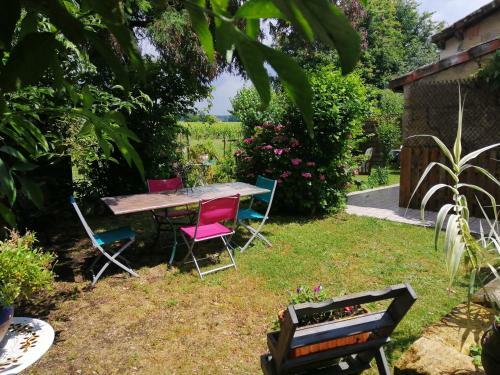 Bed & Breakfast Chambres Peyroutas "am�lie"