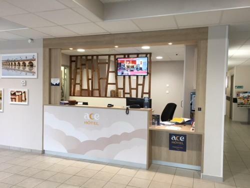 Hotel Ace H�tel Paris Sud Villabe