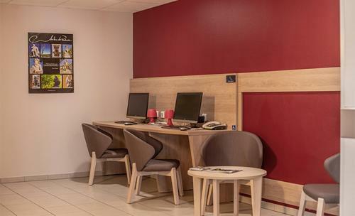 Hotel Ace H�tel Paris Sud Villabe
