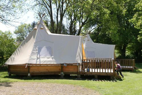 Camping Le Nid Du Parc