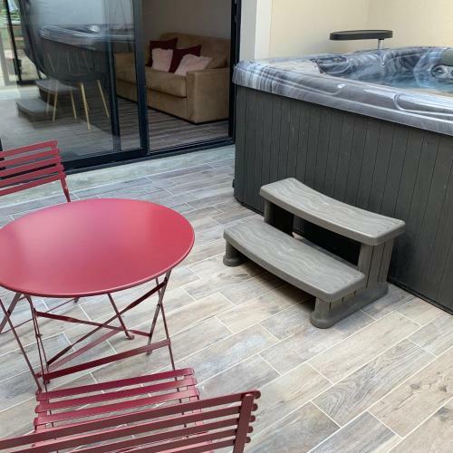 Sylina Spa Avec Jacuzzi Priv�