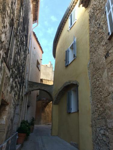 Les Arcades
