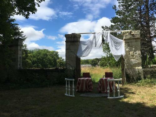 Bed & Breakfast Chateau De Freschines