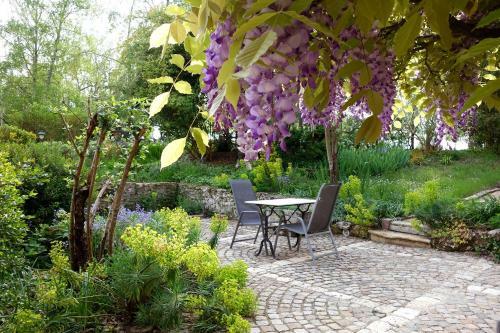 Bed & Breakfast Les Jardins De Camelot
