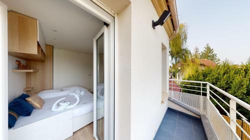 Paris House