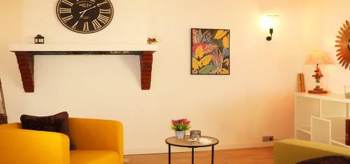 Hostal Domaine Du Mesnil Ponceau & Spa