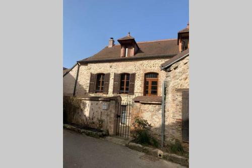Charmante Maison En Pierre Champenoise