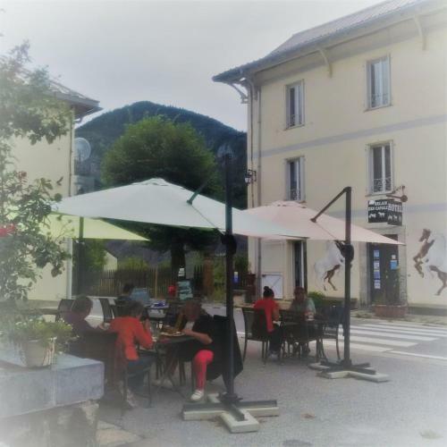 Hotel Le Relais Des Cavaliers