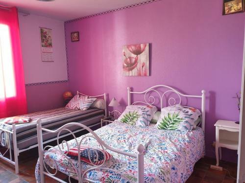 Hostal Aux Volets Bleu