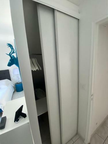 Bed & Breakfast Un Petit Coin de Paradis Avec Piscine Et Parking