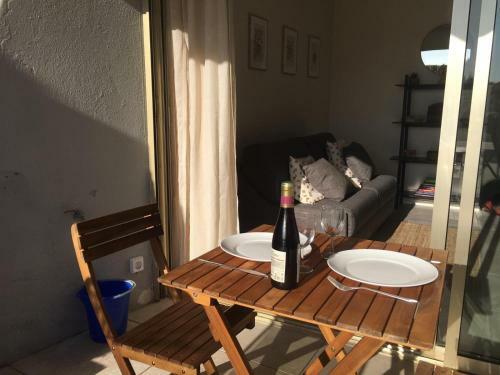 Apartamento Bord De Mer, Studio Avec Terrasse
