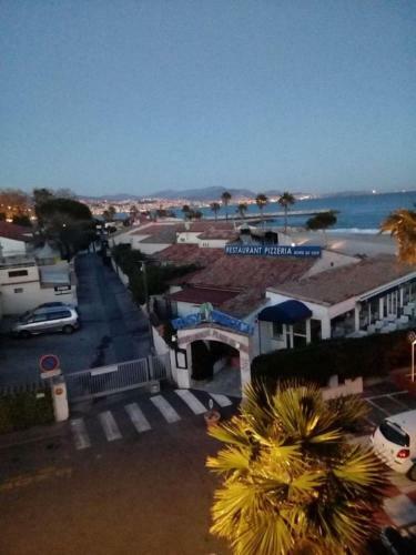 Apartamento Apt With Balcony With Beach Vue