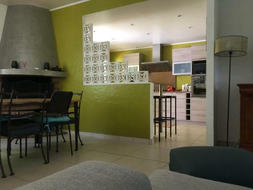 Villa Le Jacaranda