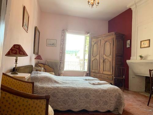 Hostal La Sarrasine
