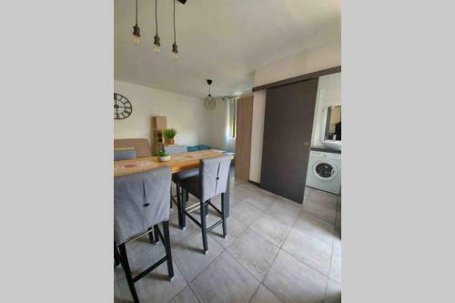 Apartamento Location Studio Entre Garrigue Et Mer