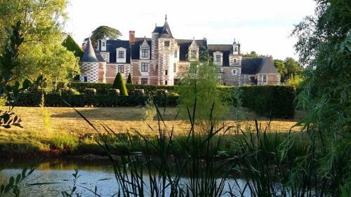 Hotel Chateau De Jallanges - Les Collectionneurs