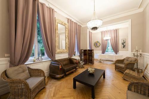 Hostal Domaine Les Tilleuls