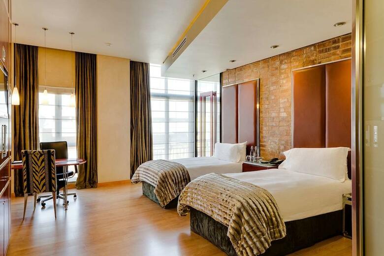 Hotel African Pride Melrose Arch