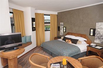 Hotel Centurion Lake