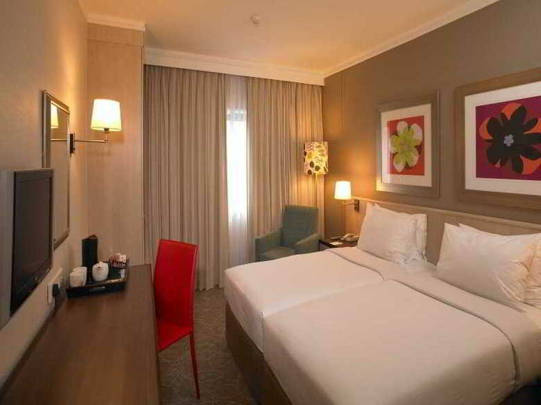 Hotel Garden Court Sandton