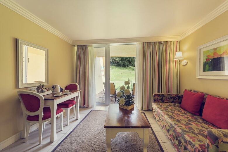 Hotel Wild Coast Sun