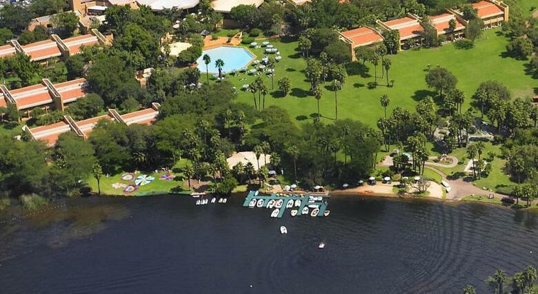 Hotel Cabanas Sun City