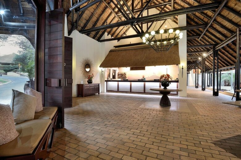 Hotel Kwa Maritane Bush Lodge
