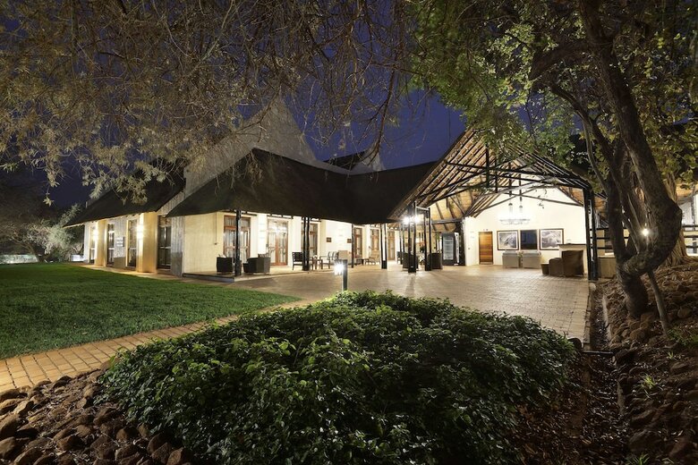 Hotel Kwa Maritane Bush Lodge