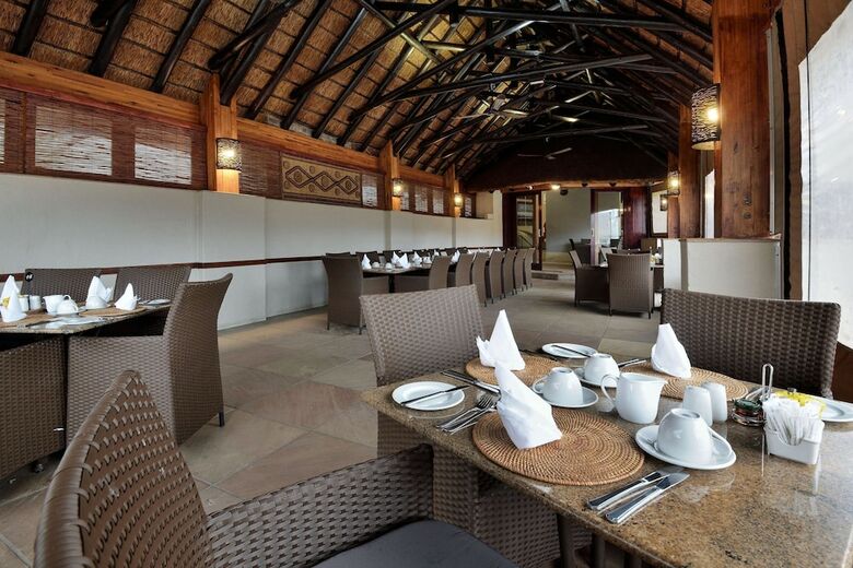 Hotel Kwa Maritane Bush Lodge