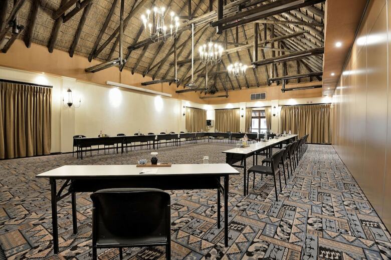 Hotel Kwa Maritane Bush Lodge