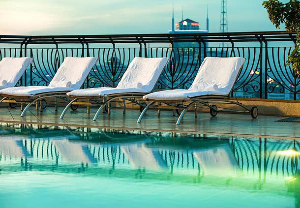 Hotel Renaissance Riverside