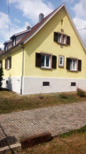 Apartamento G�te Yves